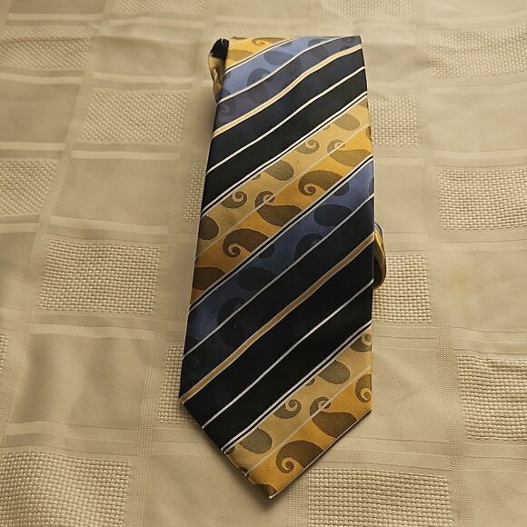 Boulevard Club Men Stripped Tie Yellow/ Navy Blue - Picture 7 of 16